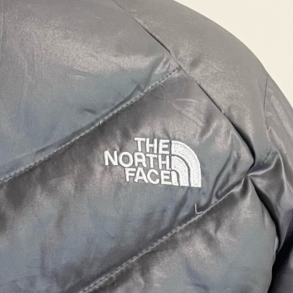 Awesome The North Face 550 puffer jacket! - Picture 14 of 15
